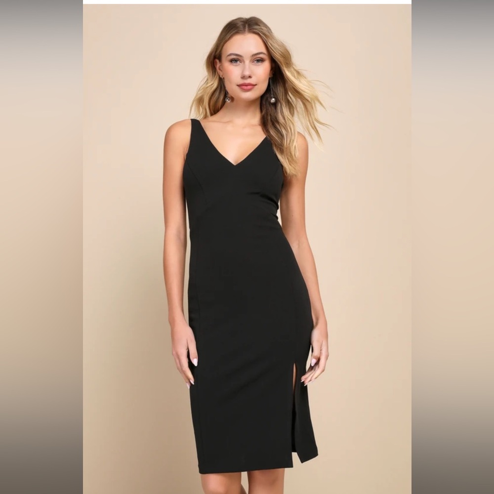 NWT LULUs Iconic moment Black Midi dress